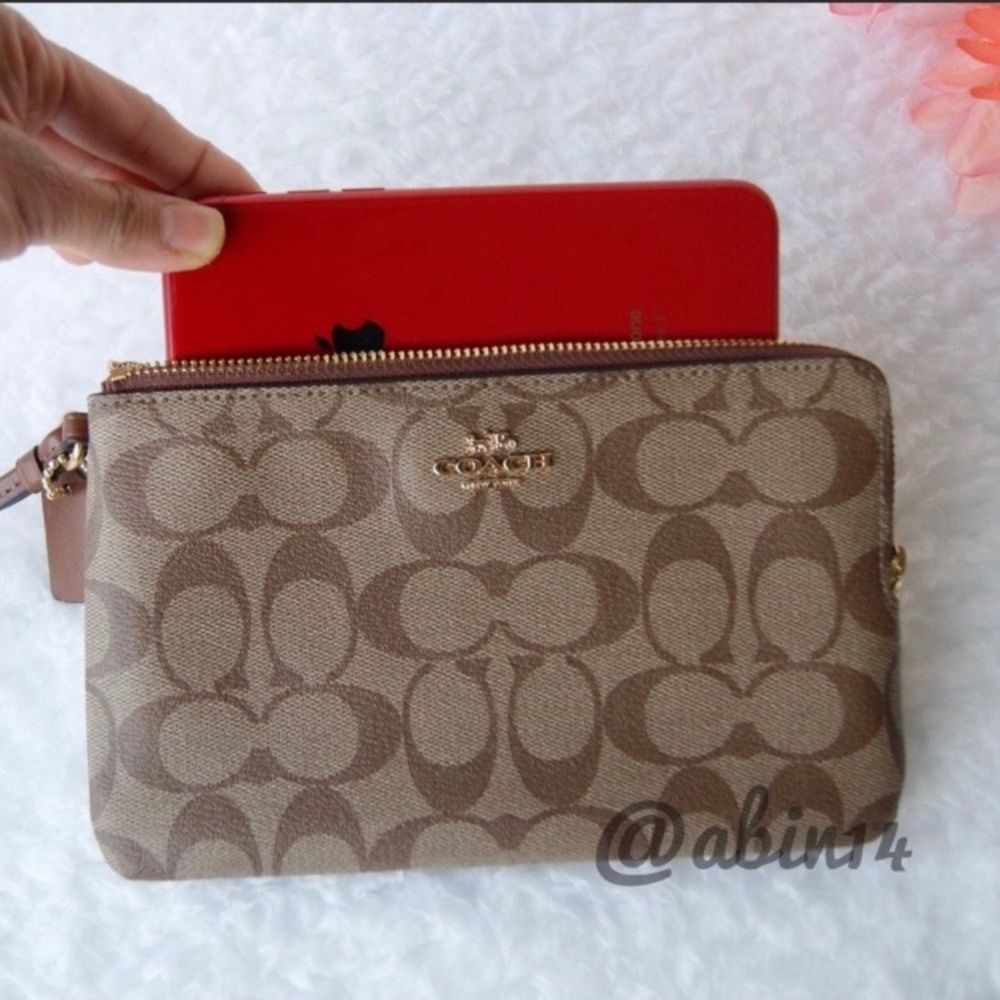 NWT Coach (LARGER SIZE) Double Zip Wallet Wristlet - Picture 5 of 13
